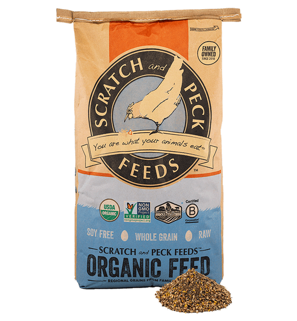 Scratch and Peck Feeds Naturally Free Organic Layer Feed 18% Protein For Chickens & Ducks (40 Lbs)